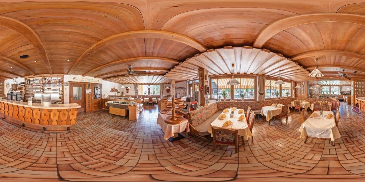Hotel-Restaurant Sonnhof Radfeld Exteriör bild