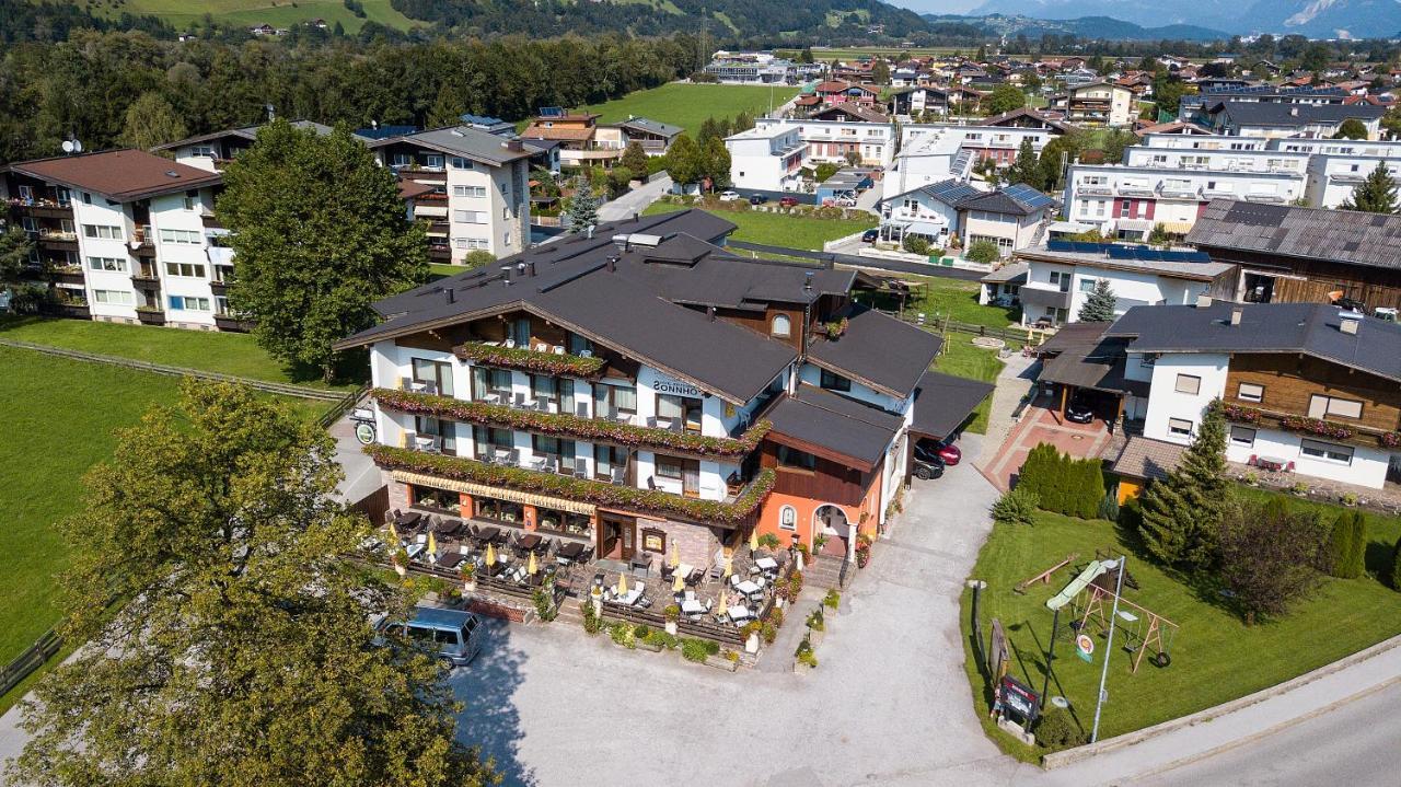 Hotel-Restaurant Sonnhof Radfeld Exteriör bild